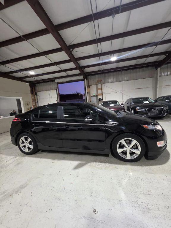 used 2014 Chevrolet Volt car, priced at $4,999