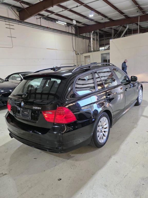 used 2009 BMW 328 car, priced at $5,999