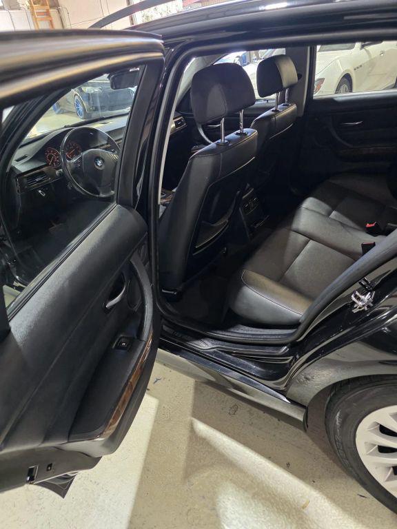 used 2009 BMW 328 car, priced at $5,999