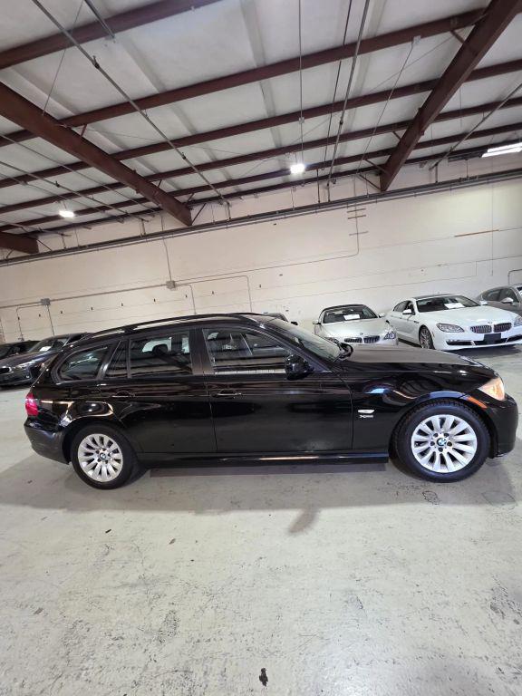 used 2009 BMW 328 car, priced at $5,999