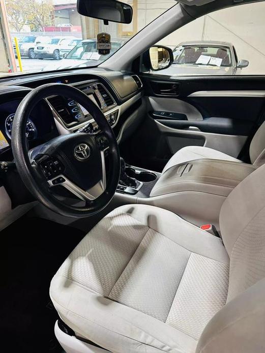 used 2016 Toyota Highlander car, priced at $10,999