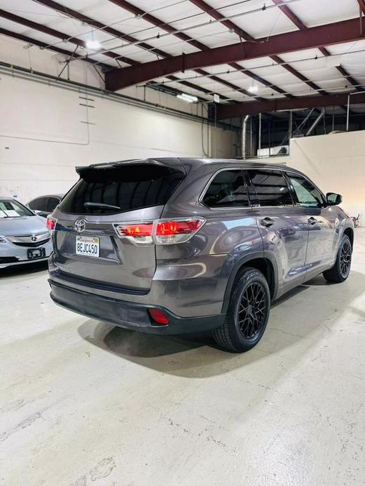 used 2016 Toyota Highlander car, priced at $10,999