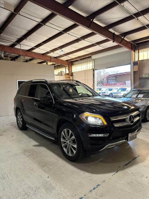 used 2014 Mercedes-Benz GL-Class car, priced at $14,495