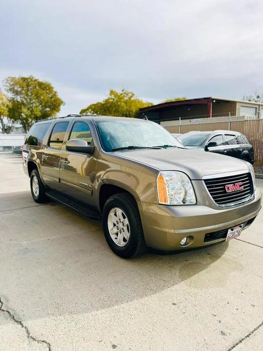 used 2013 GMC Yukon XL car, priced at $11,999