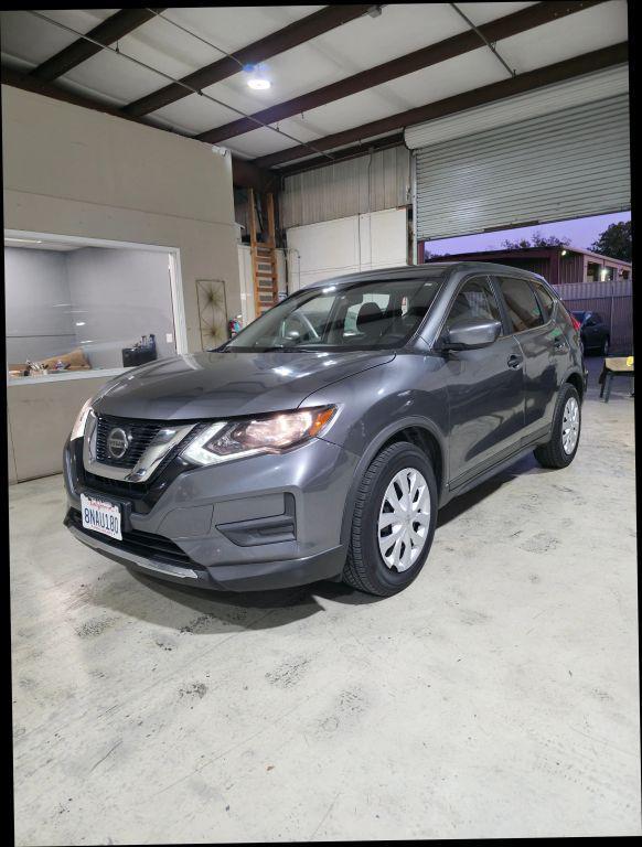 used 2018 Nissan Rogue car, priced at $9,999