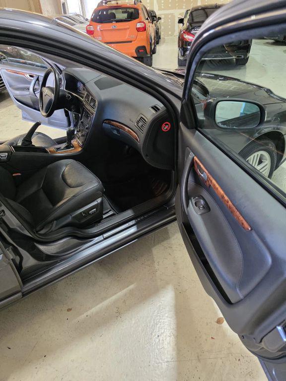 used 2007 Volvo S60 car, priced at $4,499