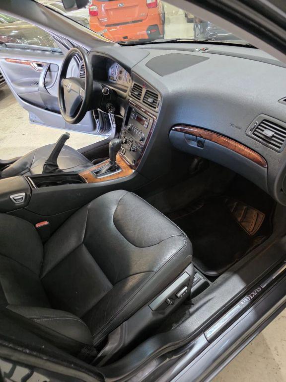 used 2007 Volvo S60 car, priced at $4,499