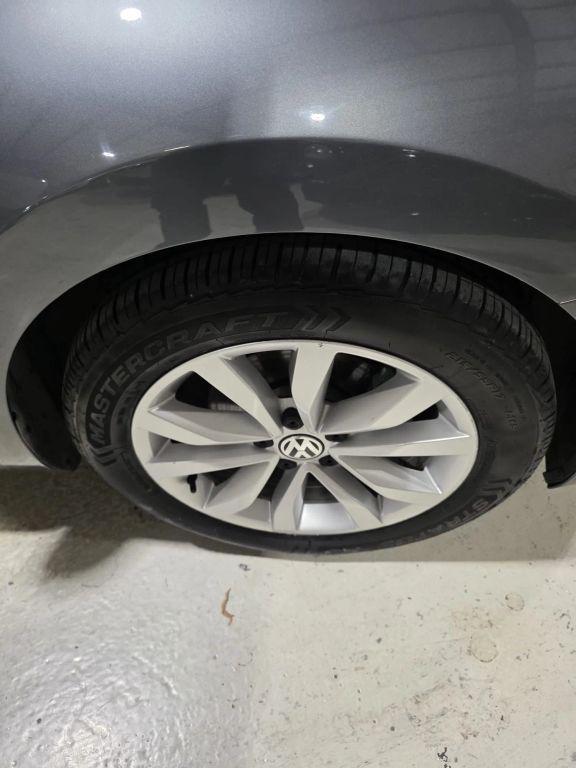 used 2014 Volkswagen Beetle car, priced at $8,999