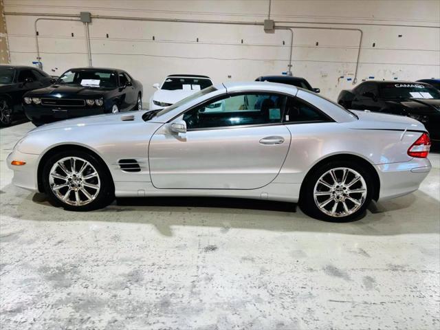 used 2007 Mercedes-Benz SL-Class car, priced at $15,490