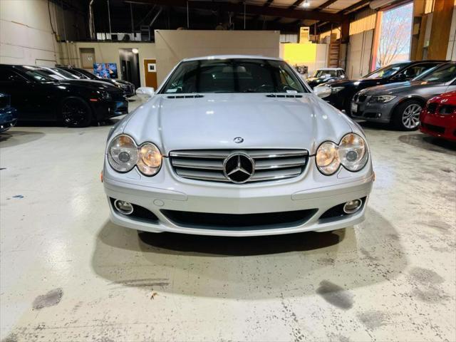 used 2007 Mercedes-Benz SL-Class car, priced at $15,490