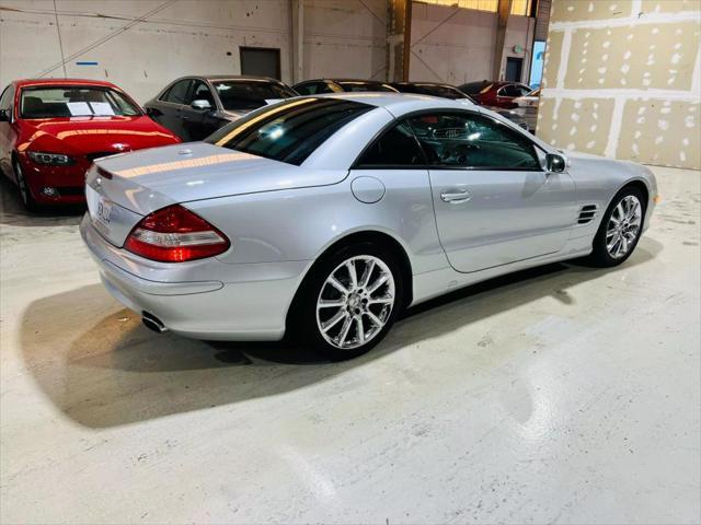 used 2007 Mercedes-Benz SL-Class car, priced at $15,490