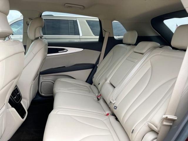 used 2019 Lincoln Nautilus car, priced at $24,999