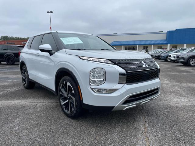 used 2023 Mitsubishi Outlander car, priced at $24,999