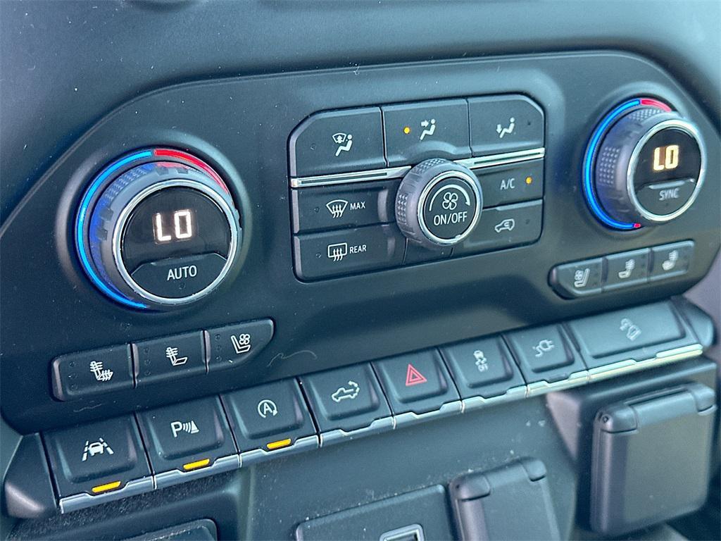 used 2019 Chevrolet Silverado 1500 car, priced at $38,979