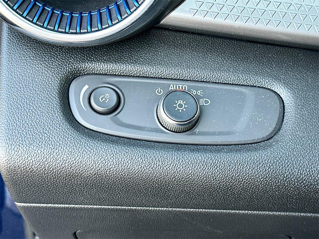 used 2024 Chevrolet Trax car, priced at $18,998