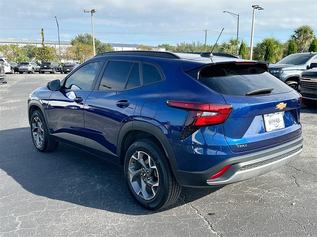 used 2024 Chevrolet Trax car, priced at $18,998