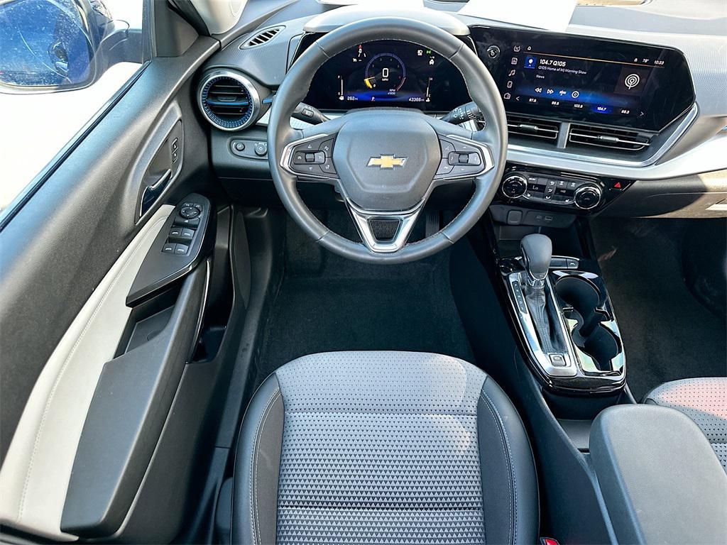 used 2024 Chevrolet Trax car, priced at $18,998