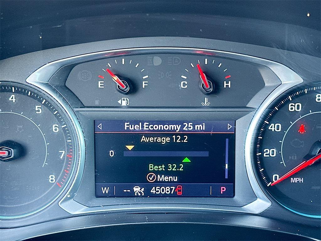 used 2022 Chevrolet Traverse car, priced at $26,890