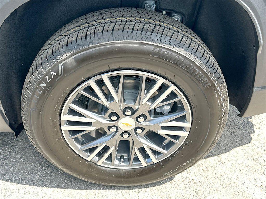 new 2026 Chevrolet Traverse car, priced at $42,695