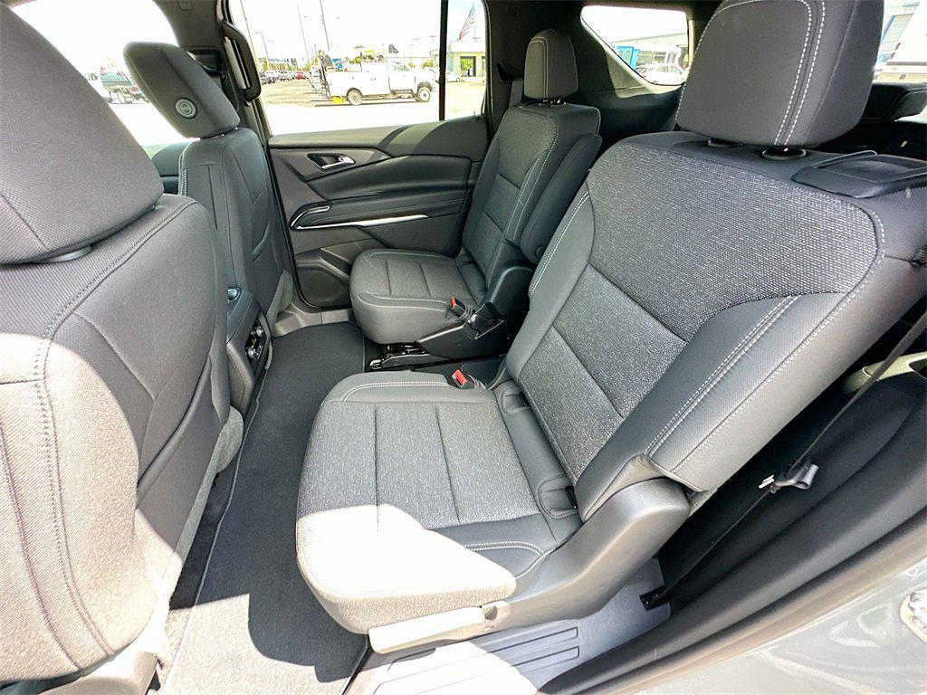 new 2026 Chevrolet Traverse car, priced at $42,695