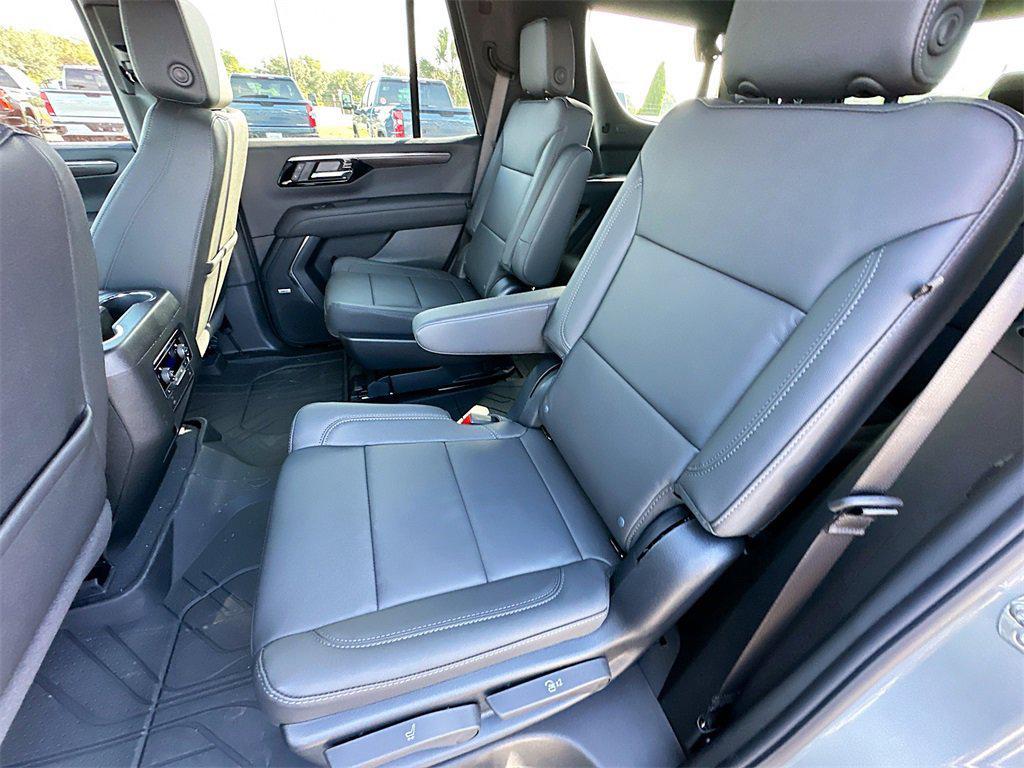 new 2025 Chevrolet Tahoe car, priced at $66,275