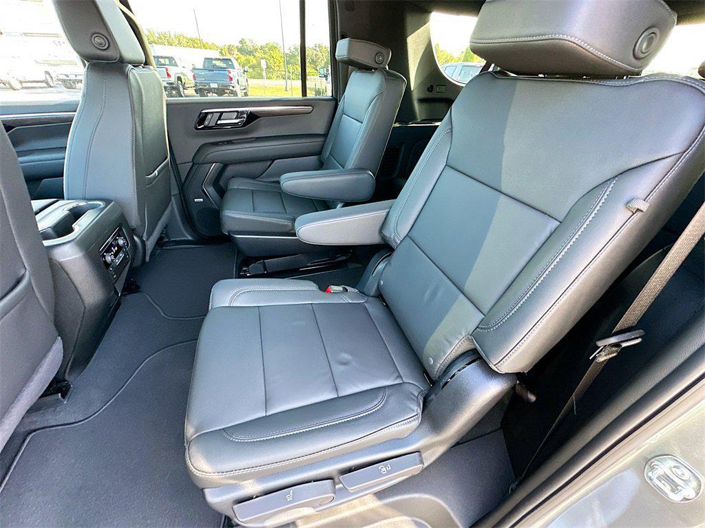 new 2026 Chevrolet Suburban car, priced at $73,375