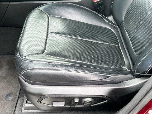 used 2022 Jeep Grand Cherokee car, priced at $31,999