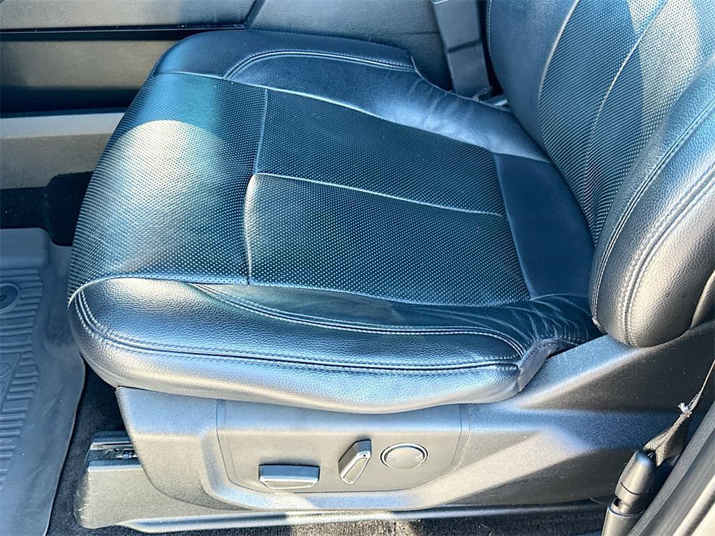 used 2018 Ford Expedition car, priced at $21,996