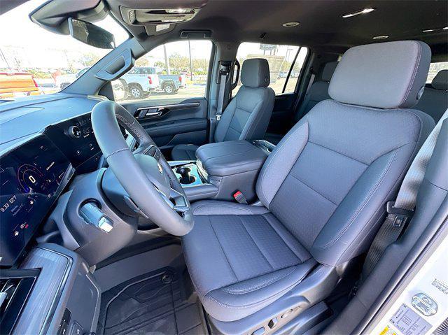 new 2025 Chevrolet Suburban car, priced at $63,770