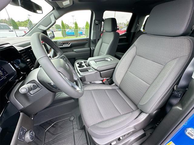new 2025 Chevrolet Silverado 1500 car, priced at $46,255