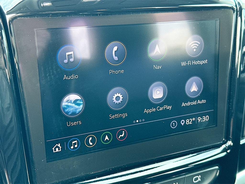used 2020 Chevrolet Traverse car, priced at $23,889