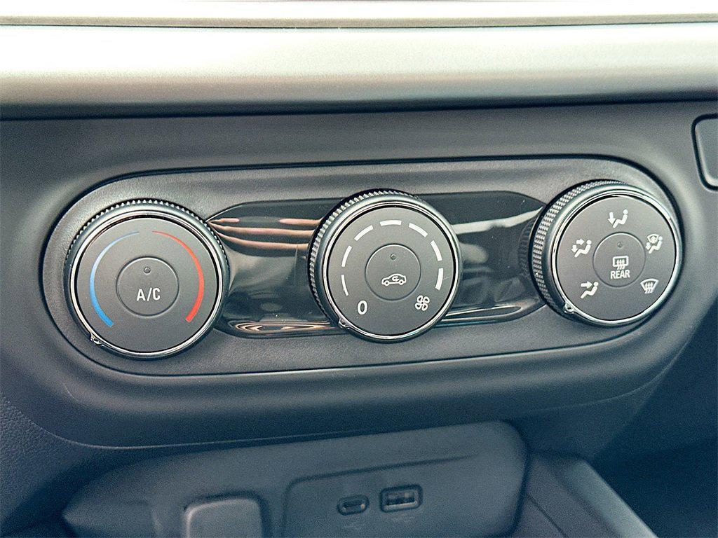 new 2026 Chevrolet Trax car, priced at $23,260