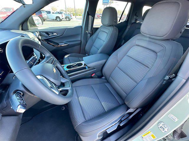 new 2025 Chevrolet Equinox car, priced at $29,995