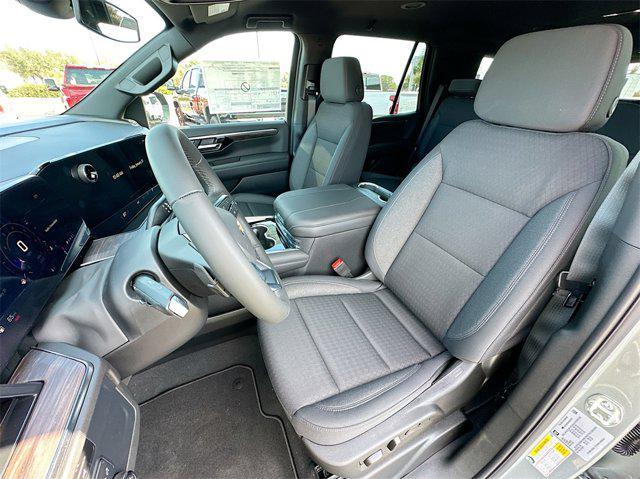 new 2025 Chevrolet Tahoe car, priced at $63,470