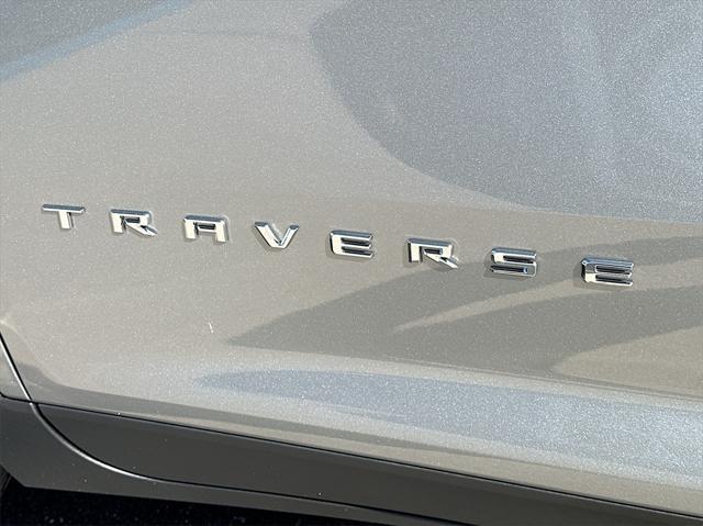 new 2024 Chevrolet Traverse car, priced at $38,273