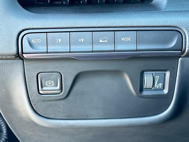 used 2022 Cadillac Escalade ESV car, priced at $66,890