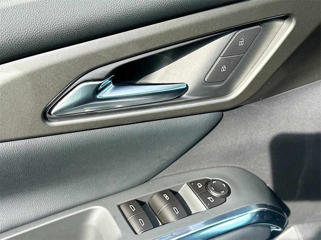 new 2026 Chevrolet Traverse car, priced at $43,415