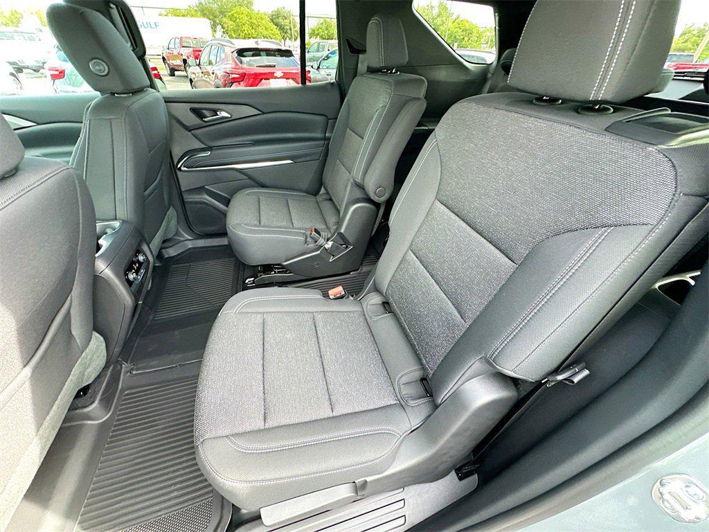 new 2026 Chevrolet Traverse car, priced at $43,415