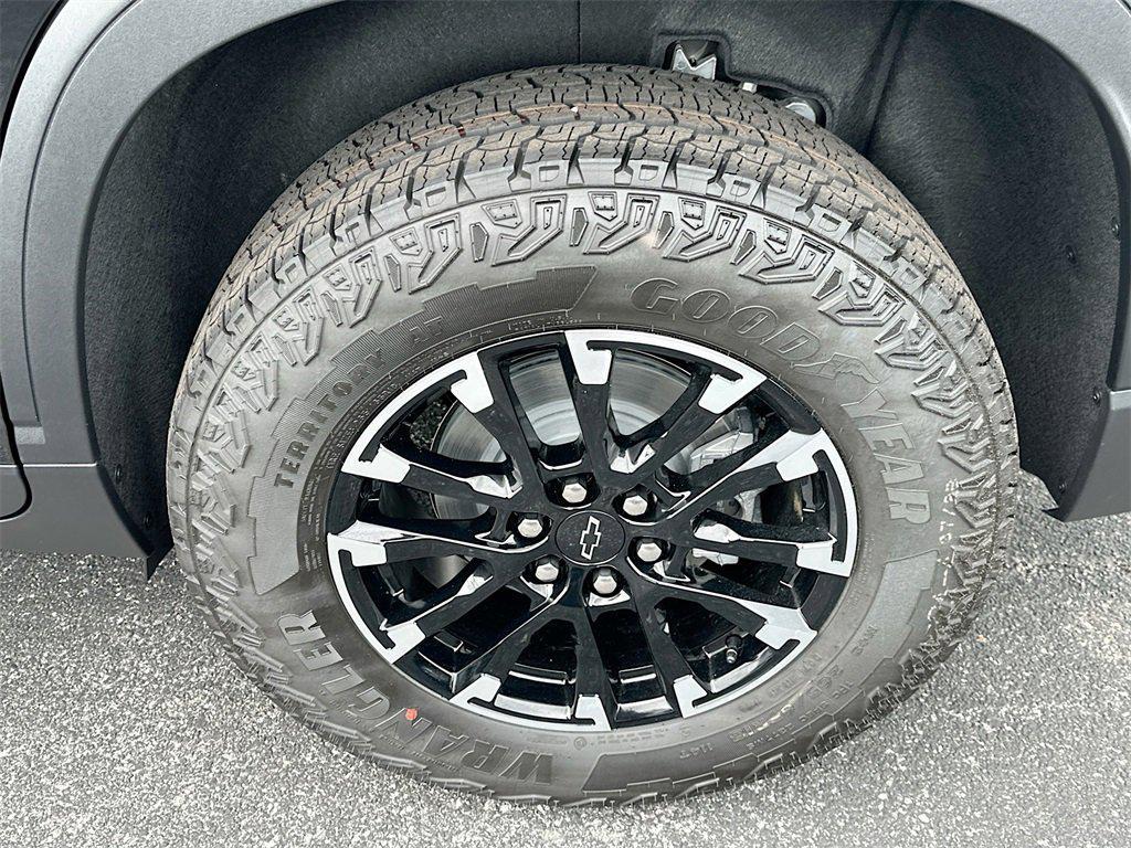 new 2026 Chevrolet Traverse car, priced at $53,520