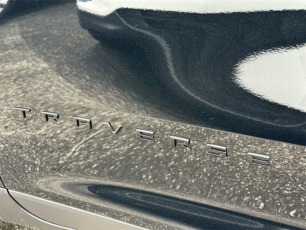 new 2026 Chevrolet Traverse car, priced at $53,520