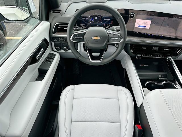 new 2025 Chevrolet Suburban car, priced at $78,315
