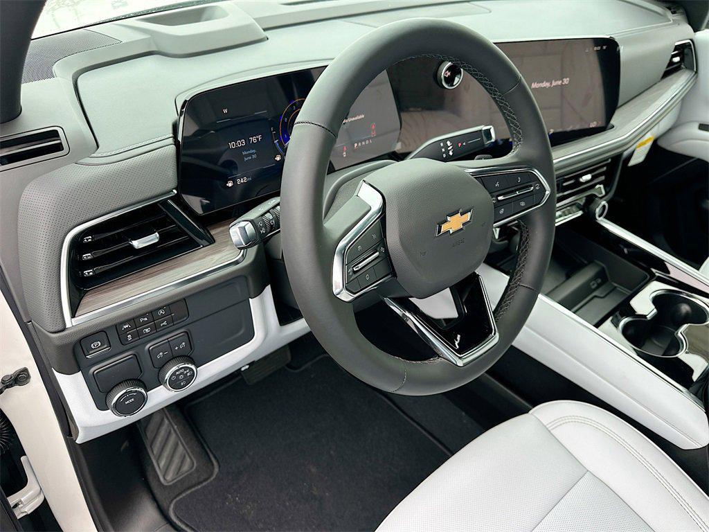 new 2025 Chevrolet Suburban car, priced at $77,315