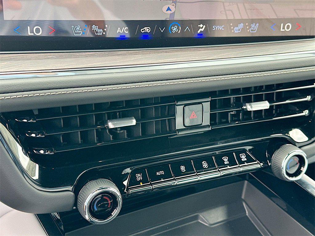 new 2025 Chevrolet Suburban car, priced at $77,315
