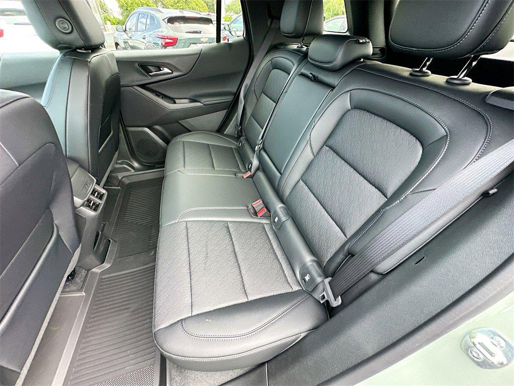 new 2026 Chevrolet Equinox car, priced at $31,090
