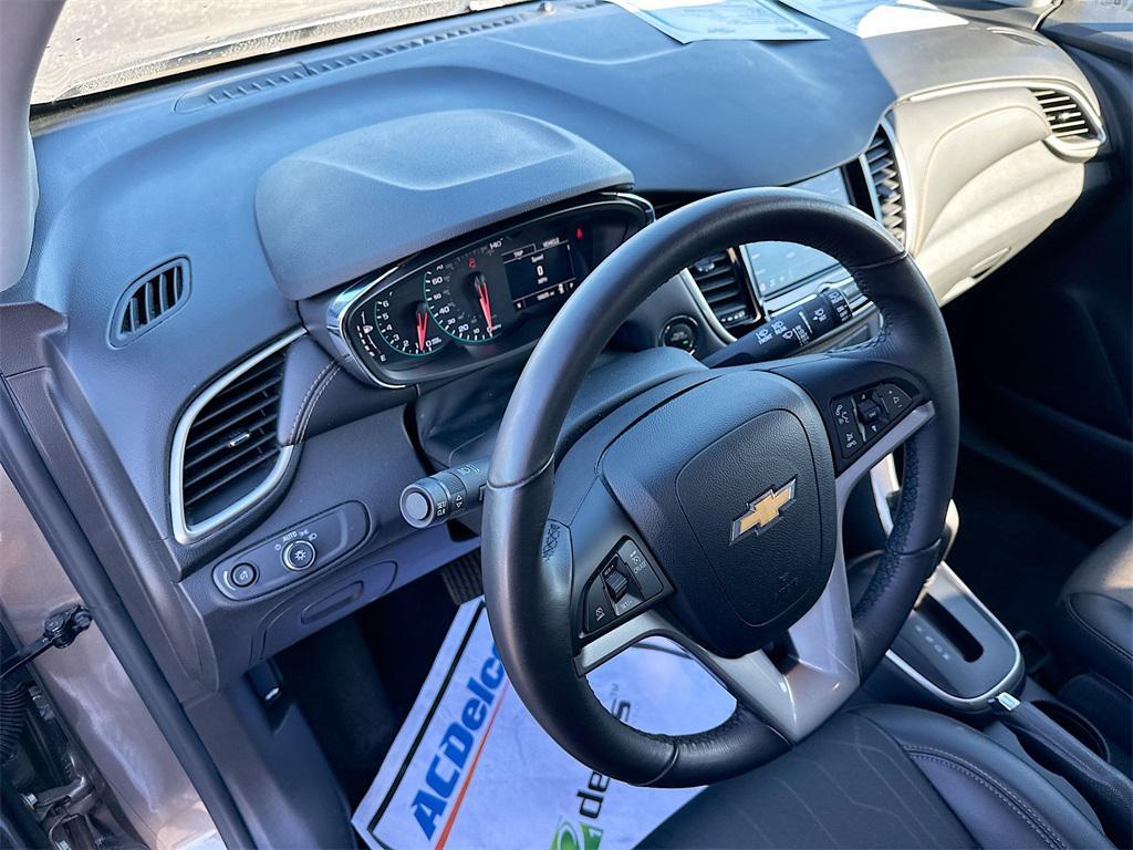 used 2022 Chevrolet Trax car, priced at $18,486