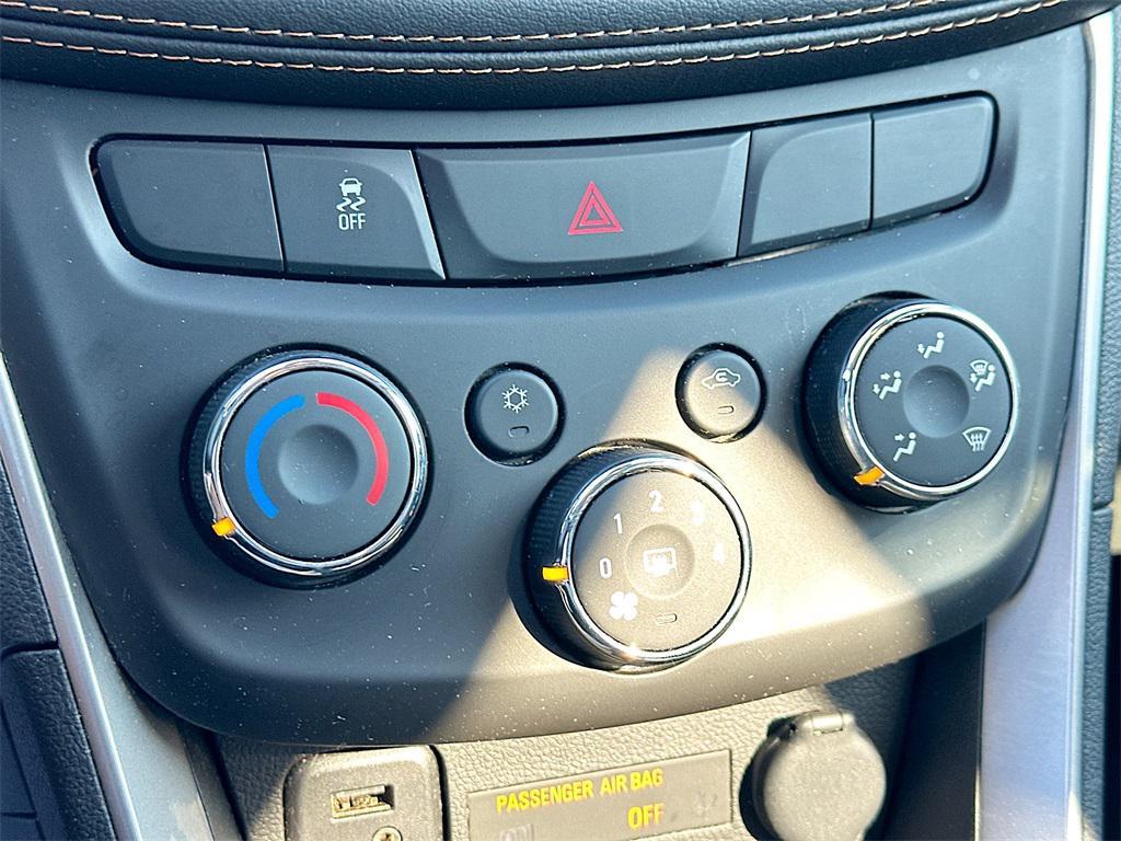 used 2022 Chevrolet Trax car, priced at $18,486