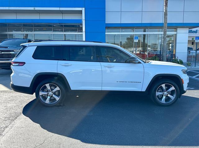 used 2021 Jeep Grand Cherokee L car, priced at $30,999