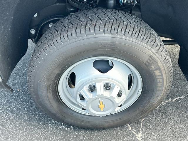new 2025 Chevrolet Silverado 3500 car, priced at $73,311