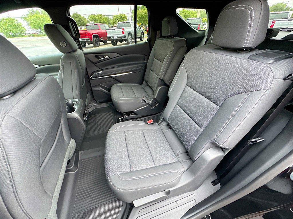 new 2025 Chevrolet Traverse car, priced at $40,795