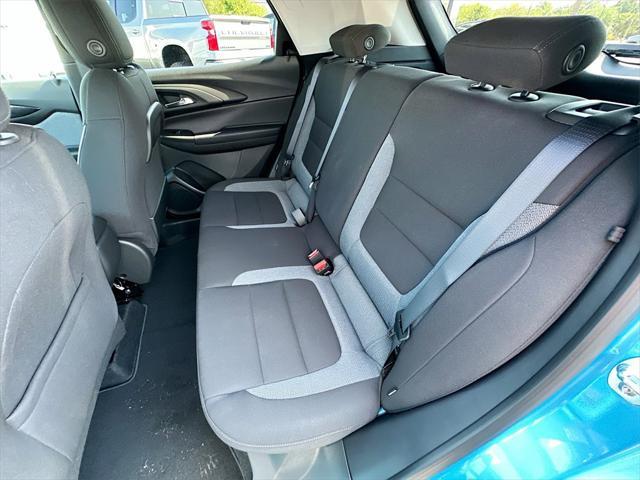 new 2025 Chevrolet TrailBlazer car, priced at $27,125